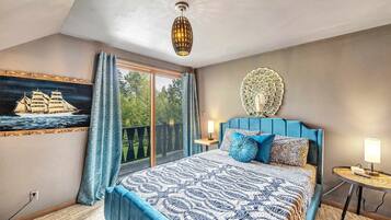 4 habitaciones, tabla de planchar con plancha y cuna de viaje