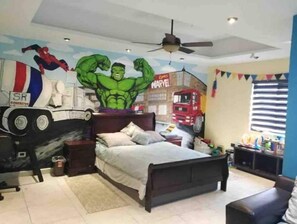 3 bedrooms, desk, free WiFi