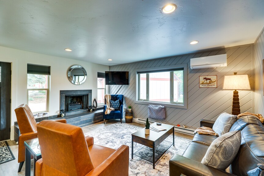 Whitefish Condo W/ Pool Access + Close To Hiking! - Columbia Falls, MT