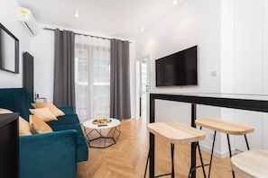 1 dormitorio, tabla de planchar con plancha, cuna de viaje y wifi gratis