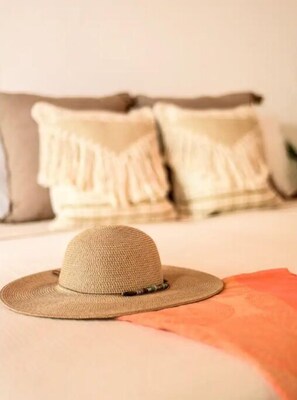 3 bedrooms, WiFi, bed sheets - Casa Oleada: 3BD 3BA, Pool, Starlink, Central (Sayulita)