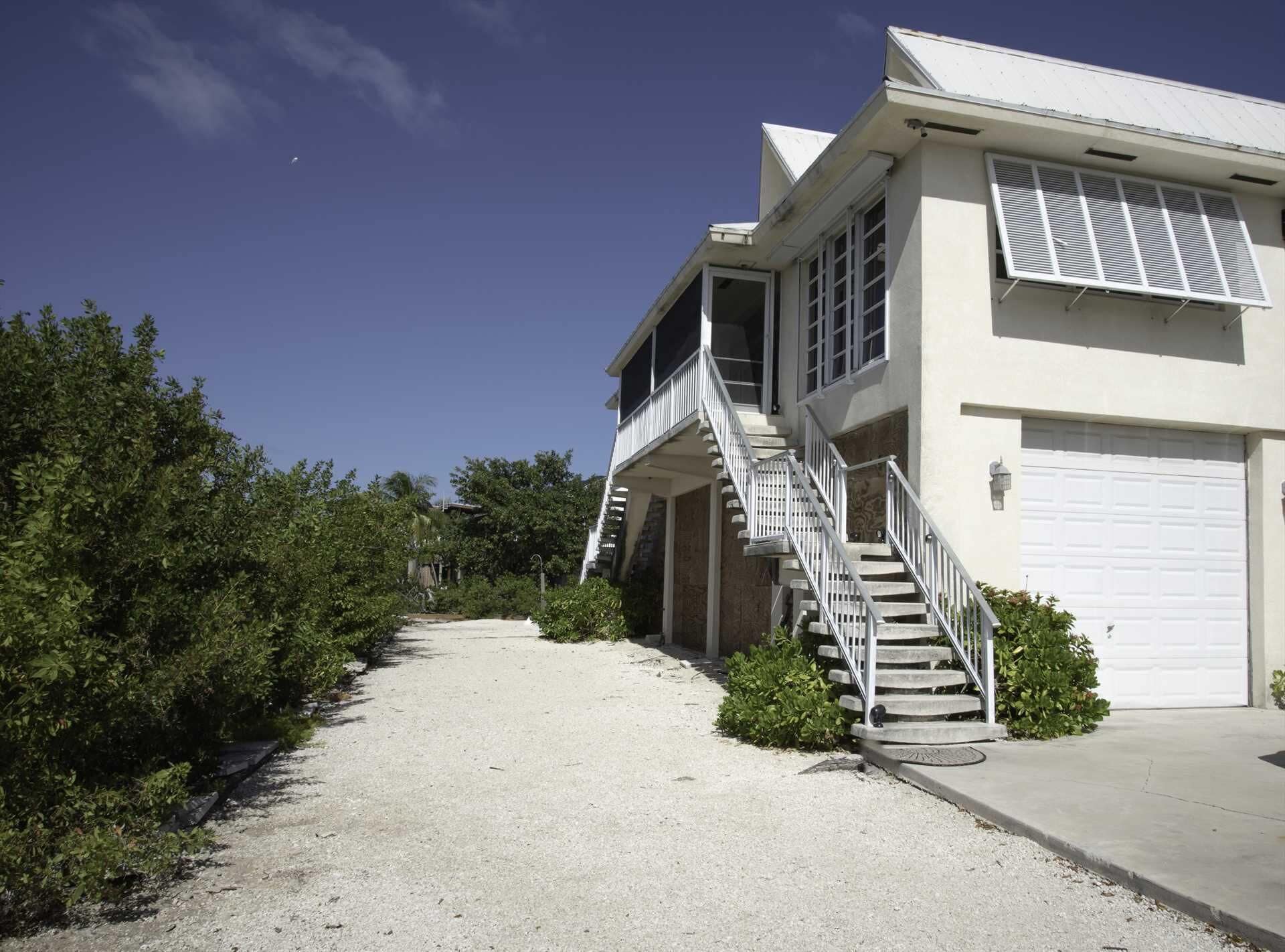 Sunset Beach, 4 bedroom, 5.5 bath, oceanfront home!