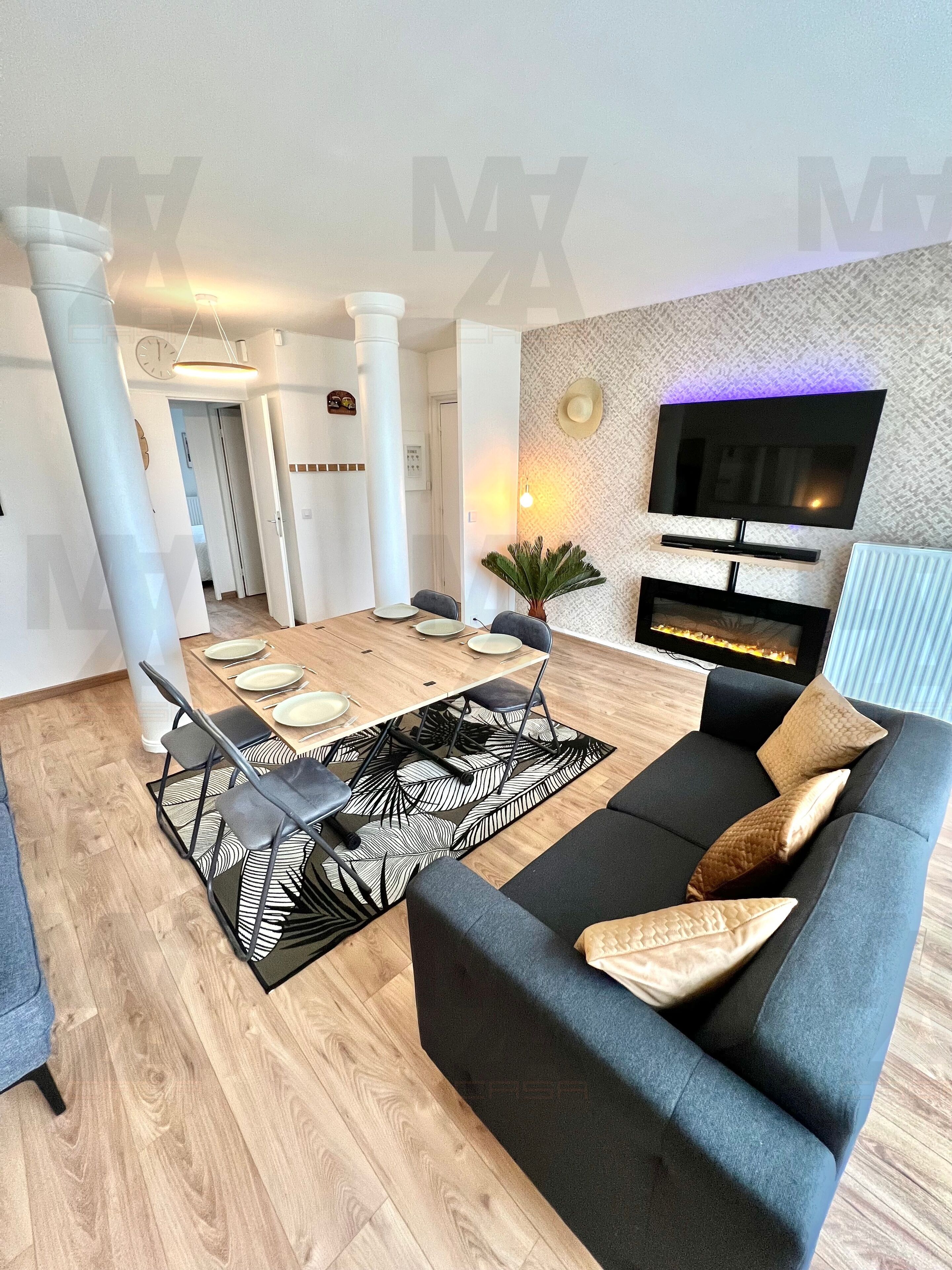 Smart-tv en een open haard