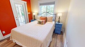 3 quartos, ferros/tábuas de passar roupa, Wi-Fi, roupa de cama