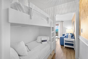 1 室のベッドルーム、インターネット、ベッドシーツ