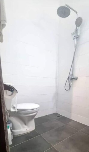 Bathroom - 4. Résidence Comme à la Maison (Abidjan)