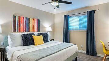 2 bedrooms, desk, iron/ironing board, WiFi