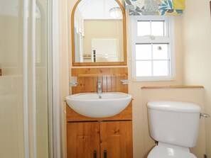 Cottage | Bathroom | Shower - Little Malory (Launceston)