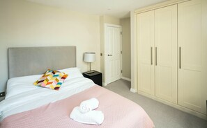 2 chambres, Wi-Fi, draps fournis