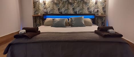 Relax | 1 bedroom, laptop workspace, blackout drapes, iron/ironing board