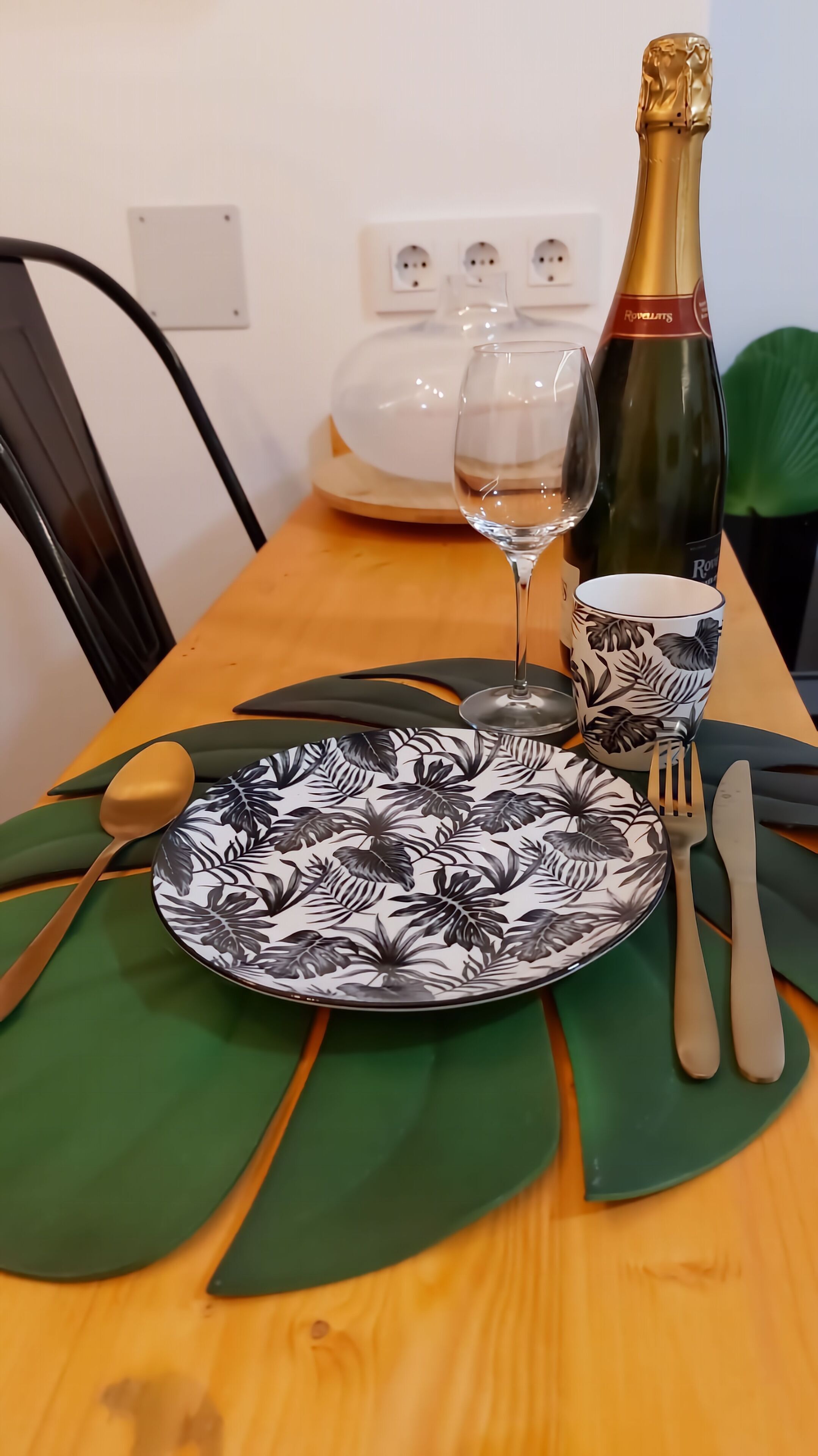 Foto - Apartamento completo distancia 350m Chamartin y 2 kilometros del Bernabeu