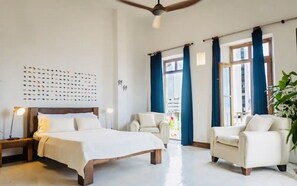 Loft Prestige | Coffre-fort, bureau, rideaux d’obscurcissement, accès au Wi-Fi (inclus)