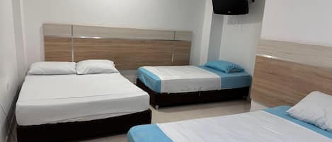 In-room safe, soundproofing, free WiFi, bed sheets