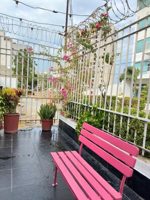 Outdoor wedding area - Hotel Casa Mathilu (Santa Marta)