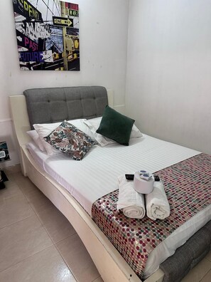Deluxe Double Room | Soundproofing, free WiFi - Hotel Casa Mathilu (Santa Marta)