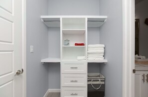 Interior - Casa Moderna
 (Brownsville)