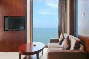 Living area - Haibaina Hotel (Huidong)