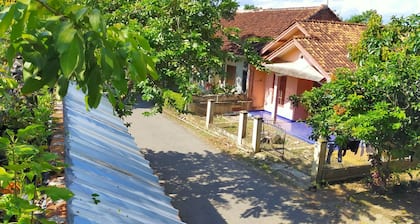Aqsa Guest House Banjarsari