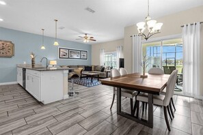 Dining - 4 Bedrooms/ 3 Bathrooms/ Storey Lake (3075 PP) (Kissimmee)