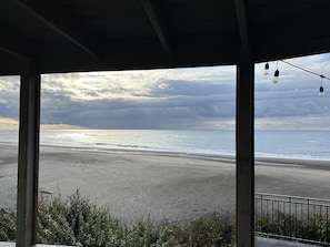 Na praia, toalhas de praia