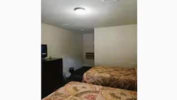 Room, 2 Double Beds, Non Smoking | 1 bedroom, desk, free WiFi, bed sheets