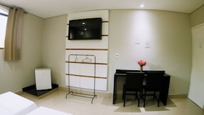 Minibar, soundproofing, free WiFi, bed sheets - SP JUNDIAÍ HOTEL - EASY ACCESS TO HOPI HARI (Jundiai)