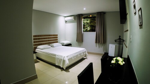 SP JUNDIAÍ HOTEL - EASY ACCESS TO HOPI HARI