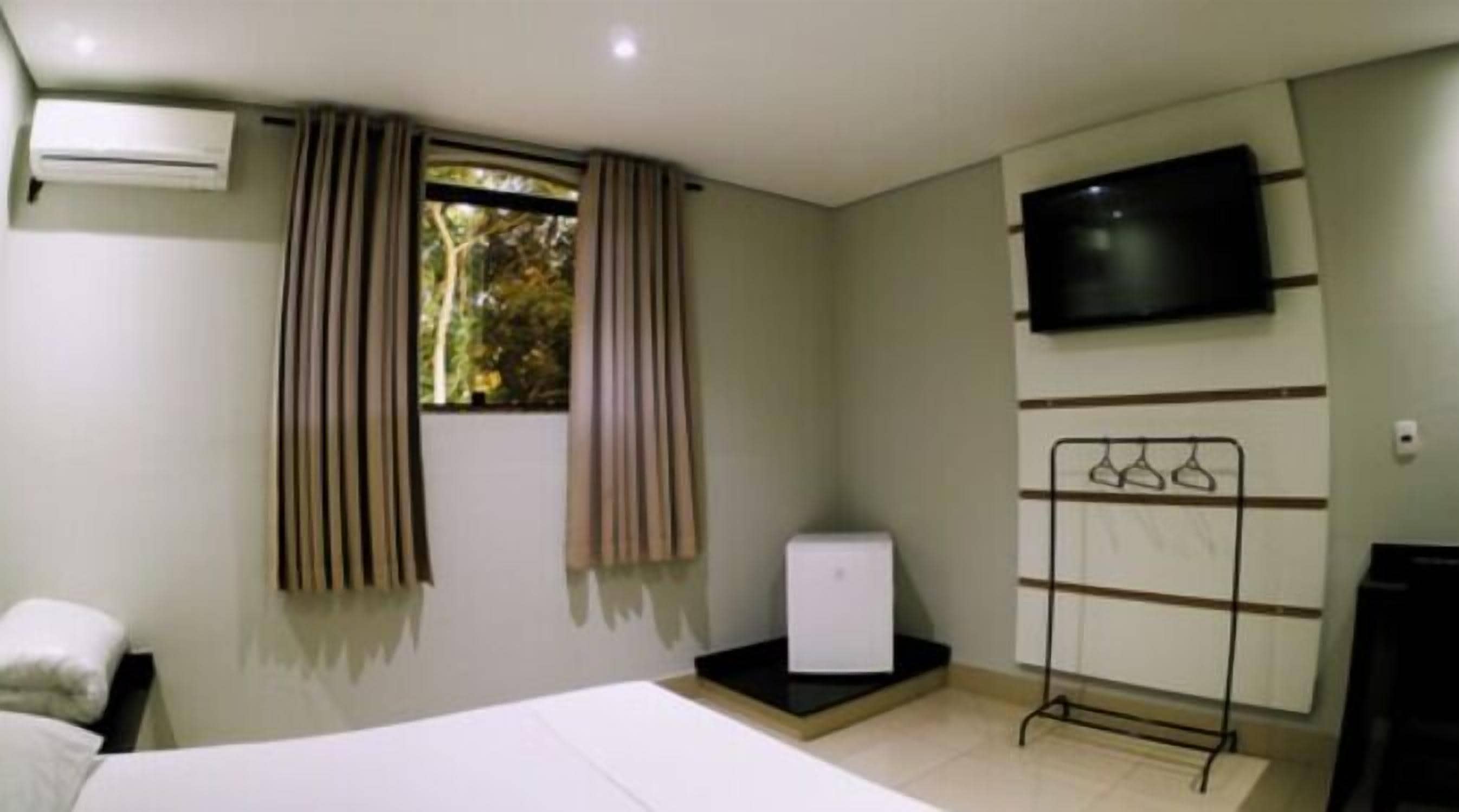 Double Room | Minibar, soundproofing, free WiFi, bed sheets