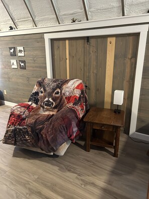 Interior - BAM Acres Cabin  (Atwater)
