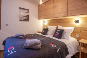 2 bedrooms, WiFi, bed sheets