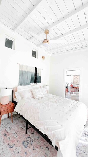 1 habitación, escritorio, wifi gratis y ropa de cama 