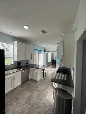 Microwave, oven, stovetop, dishwasher