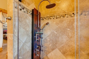 Hair dryer, towels - Hot Tub & Fire Pit: Idyllic Getaway in Angel Fire! (Angel Fire)