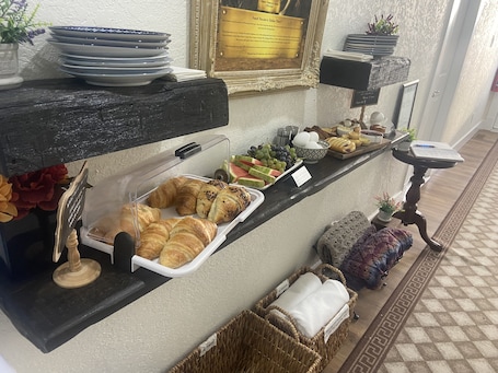 Desayuno continental incluido todos los días . Villa di Casa - Boutique Hotel