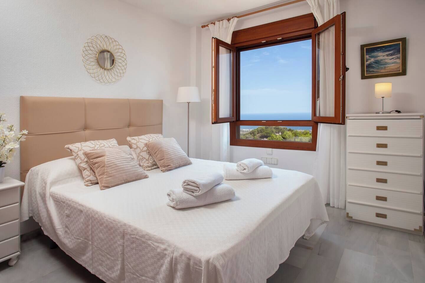 3 bedrooms, iron/ironing board, free WiFi, bed sheets