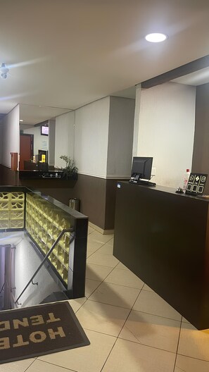 Reception - Hotel Tenda Brigadeiro (São Paulo)