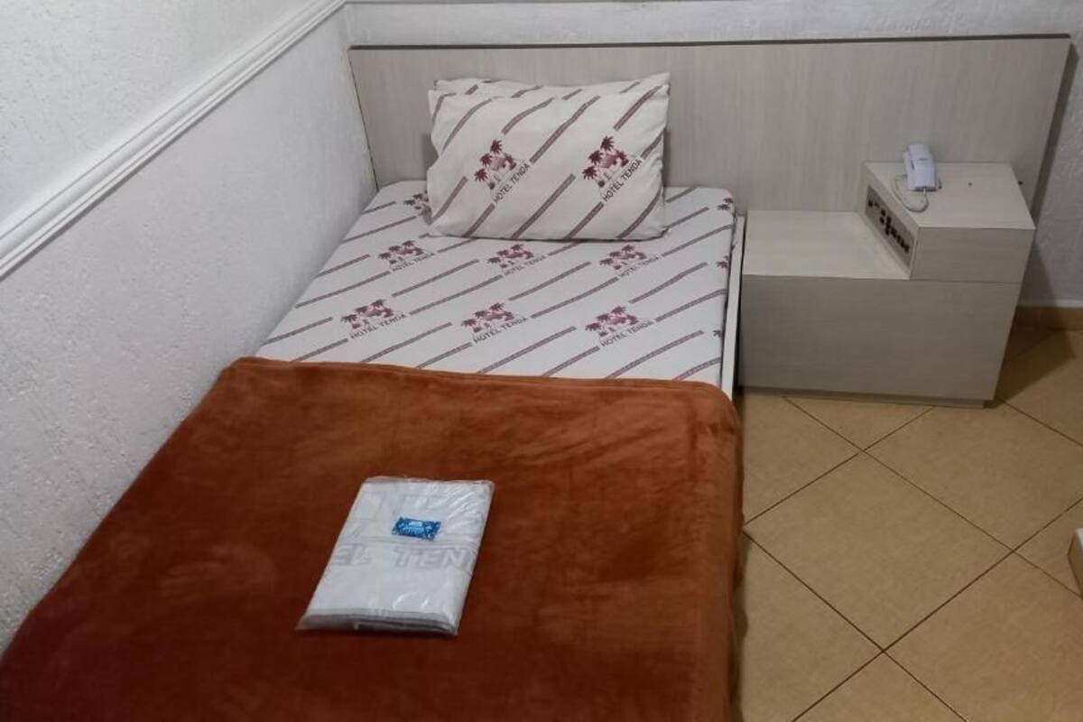 Wifi gratis y ropa de cama