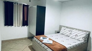 Free WiFi, bed sheets - Hotel Tenda Brigadeiro (São Paulo)
