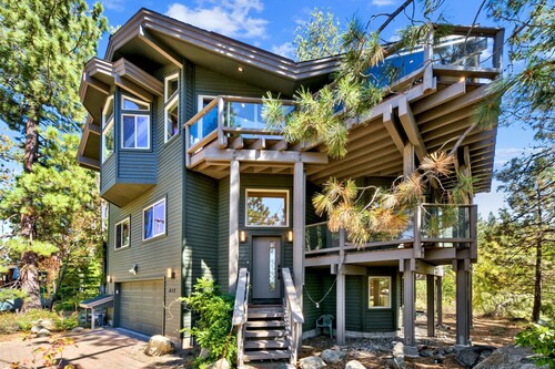 Beautiful Lakeview, Spa, 5BR, 5BA - Zephyr Cove