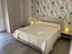 3 Schlafzimmer, Bügeleisen/Bügelbrett, WLAN, Bettwäsche