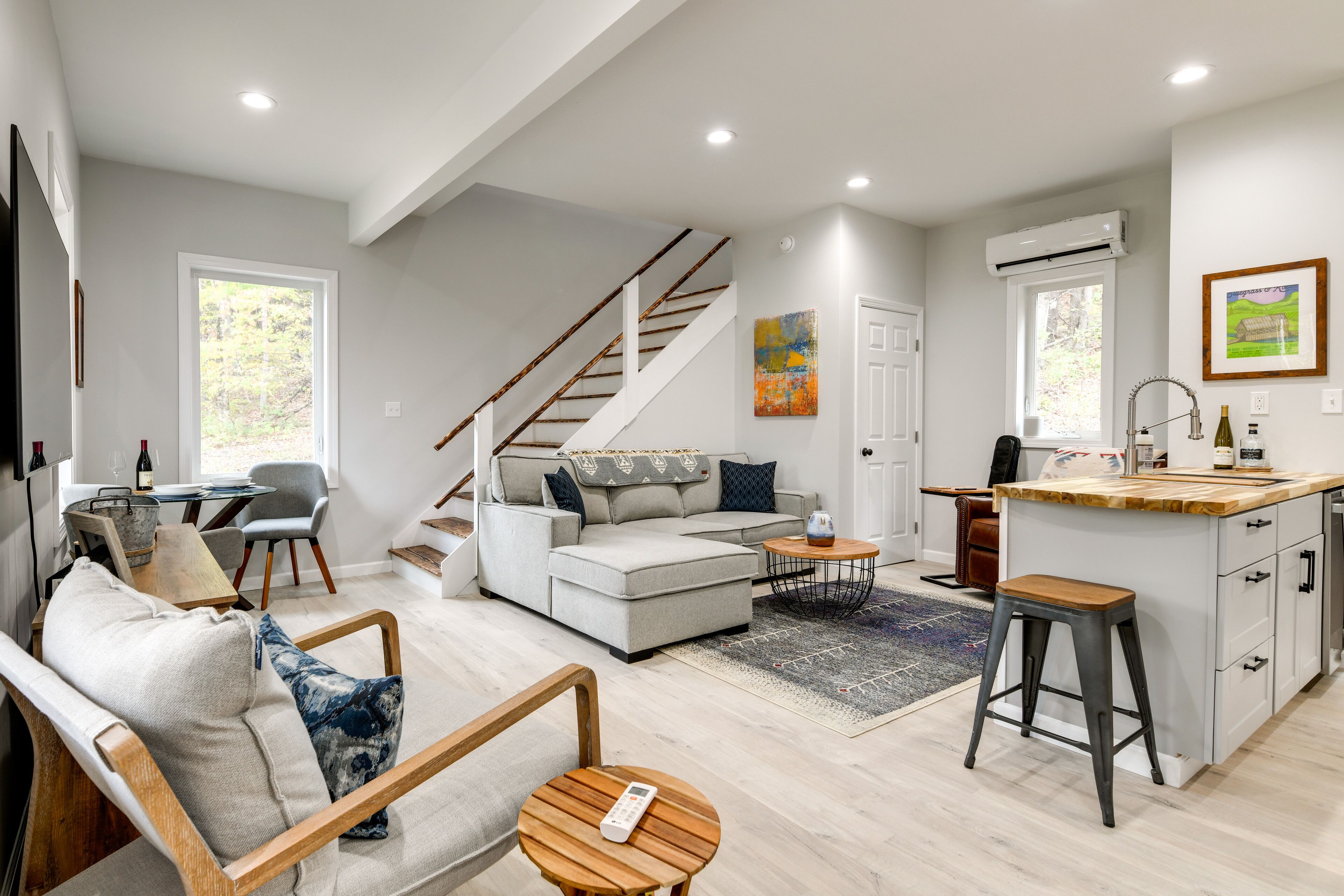 Modern Mountain Home Near Smugglers’ Notch & Stowe