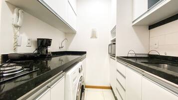 Fridge, microwave, stovetop, blender