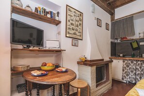 Interior - Campo De Fiori - Casa Pettinari Tiny Cozy Flat (Roma)