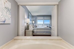 2 bedrooms, iron/ironing board, free WiFi, bed sheets - AIP RESORT,2 OCEANFRONT BEDROOMS AND BALCONIES , STEPS TO THE BEACH AND THE POOL (Fernandina Beach)