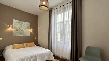 2 slaapkamers, reisbedje, wifi, beddengoed