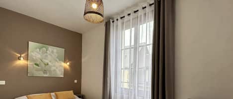 2 makuuhuonetta, vauvan matkasänky, Wi-Fi, vuodevaatteet