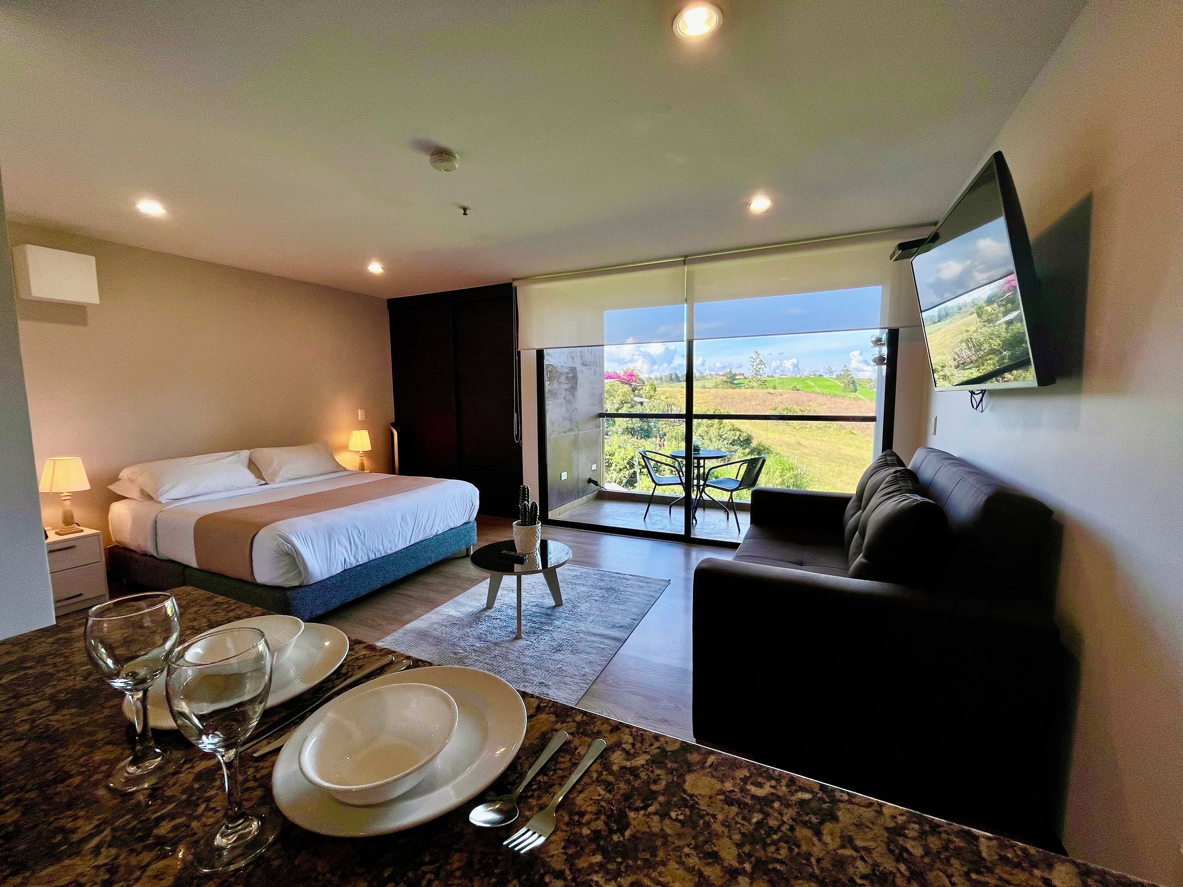 panoramic suite | blackout curtains, free wifi, wheelchair access