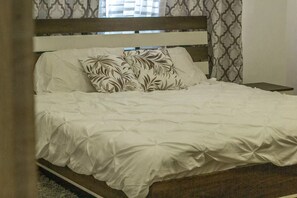 3 bedrooms, iron/ironing board, WiFi, bed sheets - 3D's Luxury Properties: Gated Estate
 (Accra)