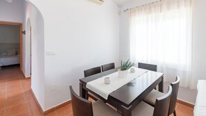 Dining - Casa Pradosol Alcaucín by Ruralidays (Málaga)