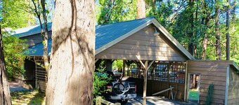 Family/Pet Friendly with Grill, Games, and More!